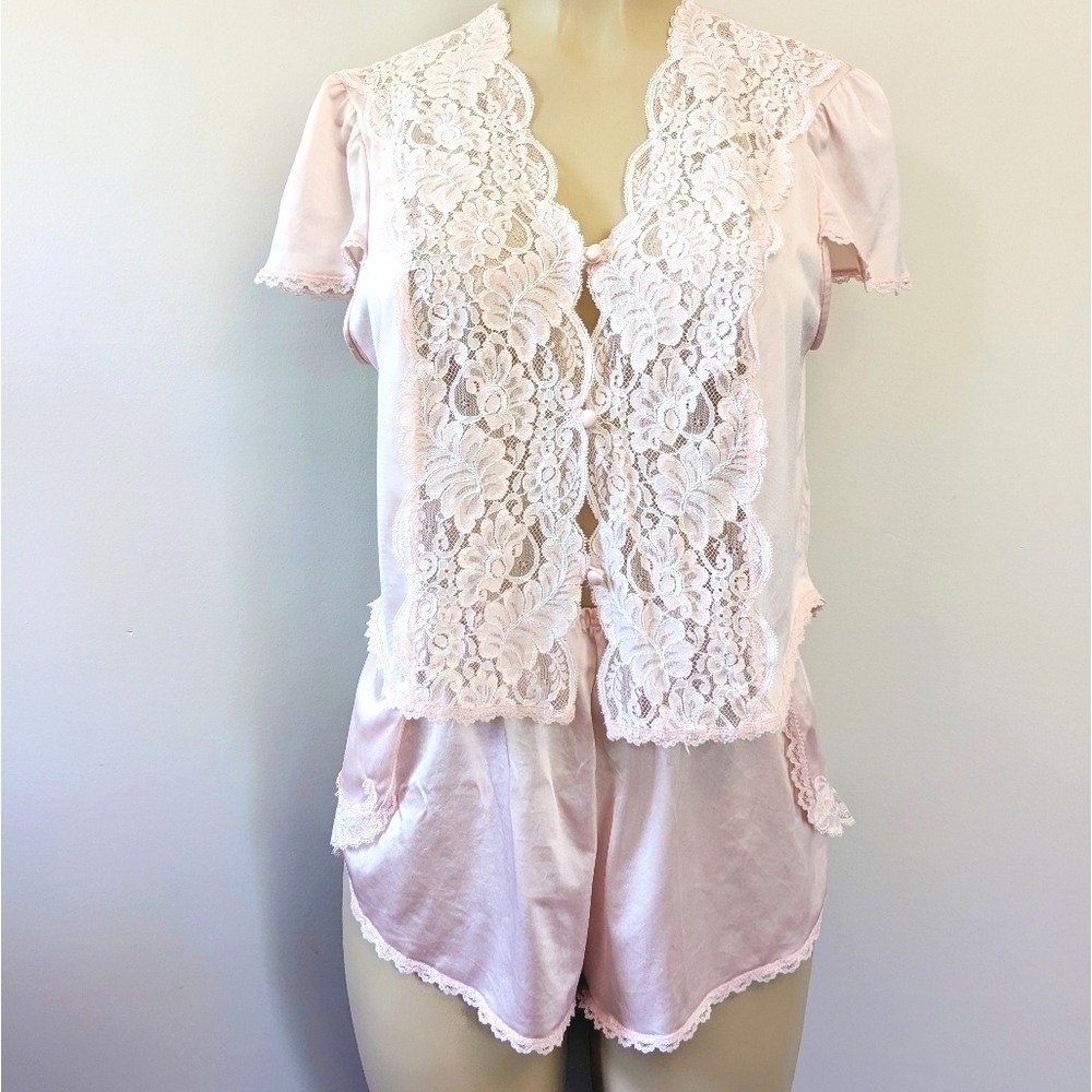 Vintage 70s Pasel Pink Satin and Lace Babydoll Nightie Set